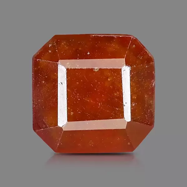 Hessonite (2.90-Carats)