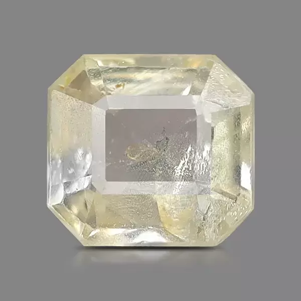 Yellow Sapphire ( 5.62 - Carats)