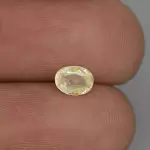 Yellow Sapphire ( 3.16- Carats)